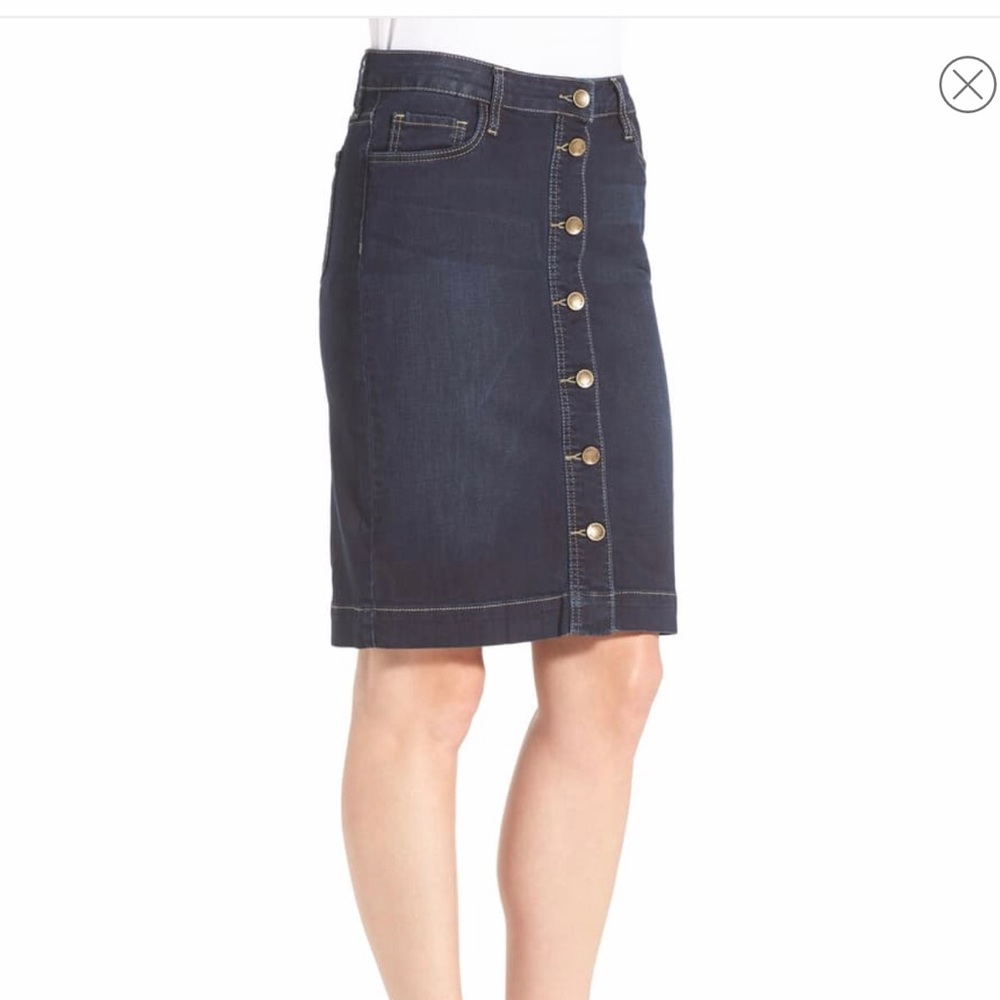 Kut from the Kloth Rosie Button Front Denim Skirt